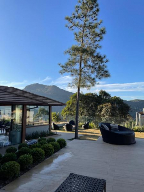 Casa maravilhosa na serra C9